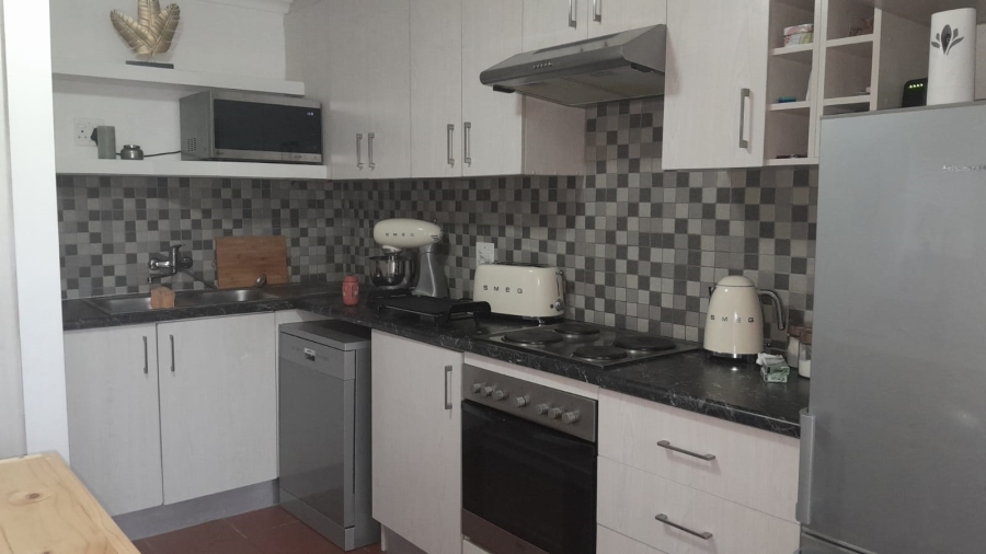 1 Bedroom Property for Sale in Pinelands Western Cape